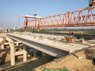 大庆路跨滏阳河桥开始桥面系建设